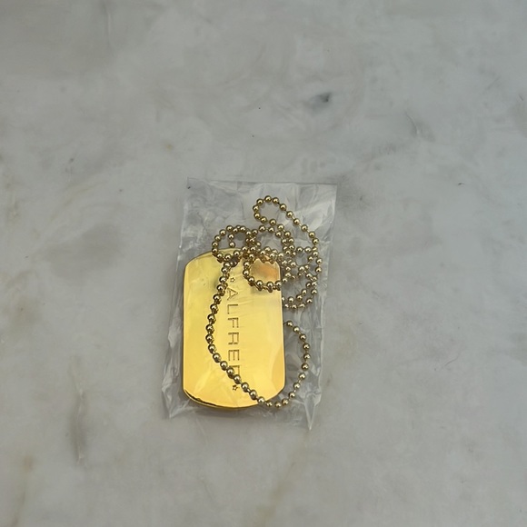 Alfred Sung Dog Tag necklace Gold Tone - Picture 3 of 4